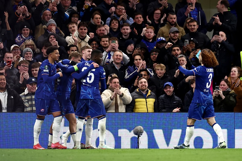 Chelsea là ứng viên hàng đàu cho chức vô địch