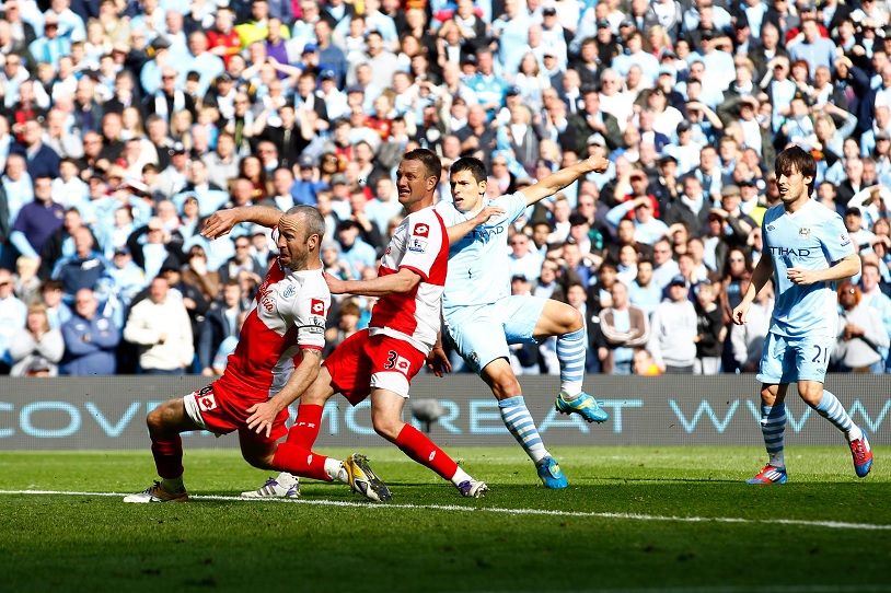 Aguero mang về chức vô địch đầy kịch tính cho Man City năm 2012