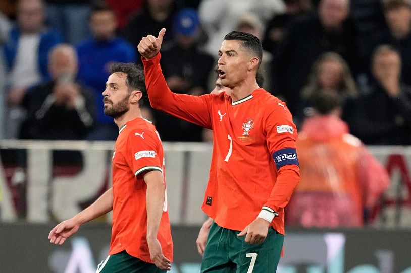 Ronaldo ấn định thắng lợi 2-1