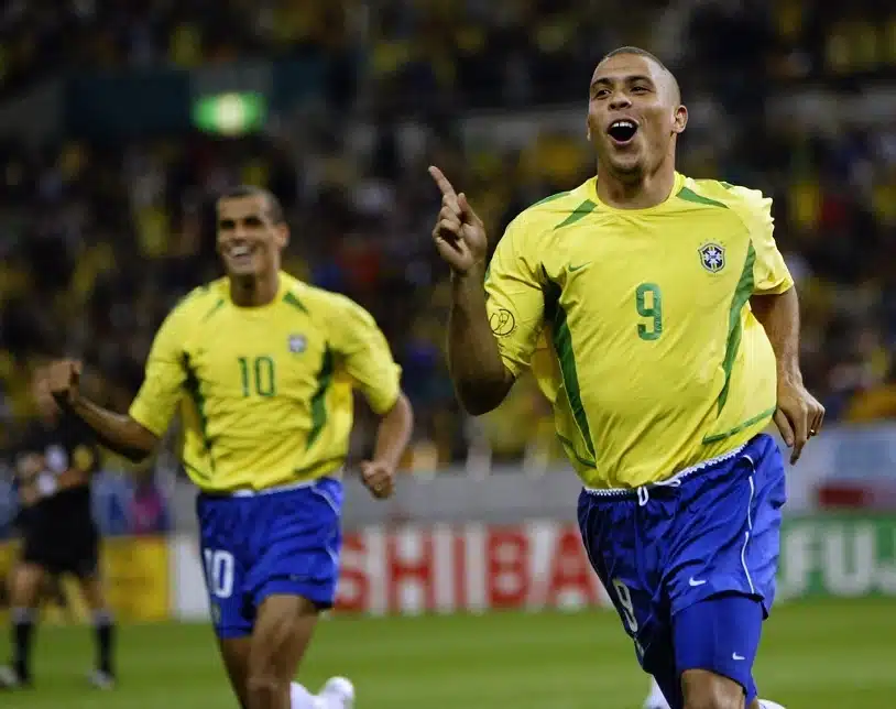 Ronaldo rực sáng tại World Cup 2002
